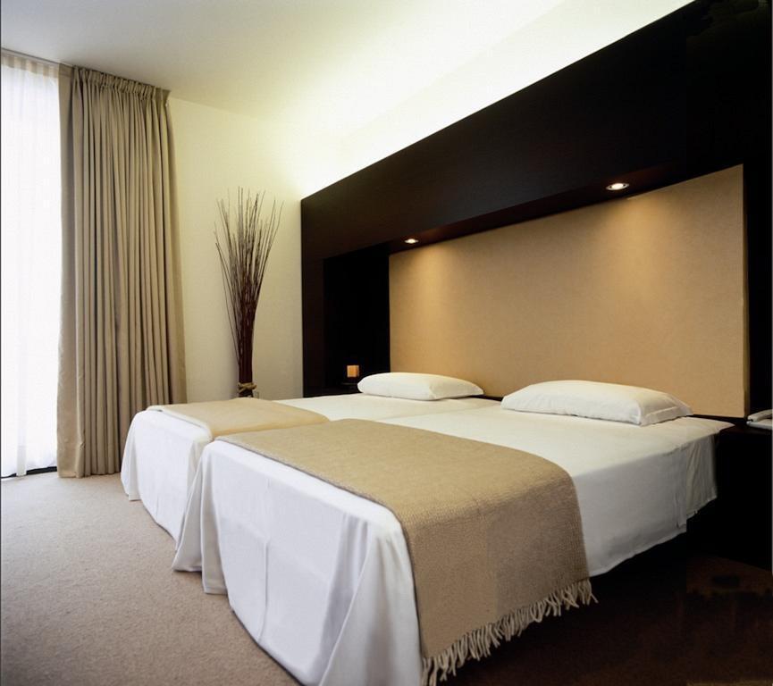 Deluxe Double Room,666117585:JPEG